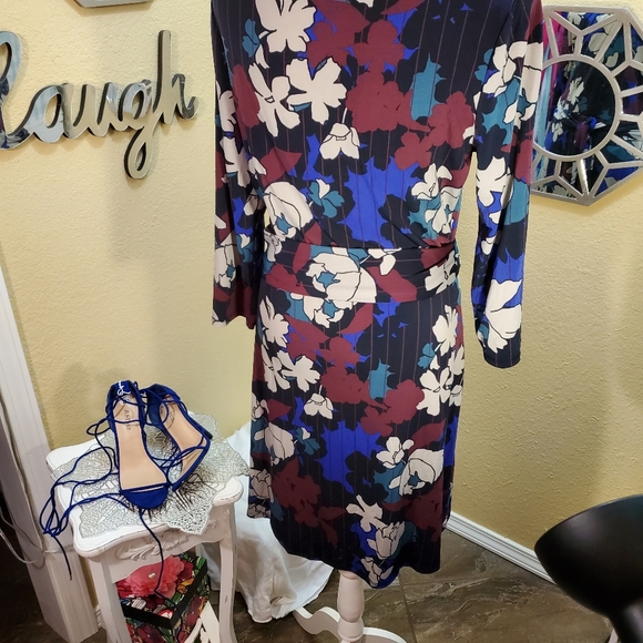 Sabie Floral Faux Wrap Dress sz L - NWoT - Picture 7 of 11